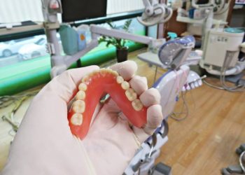 Dentures544
