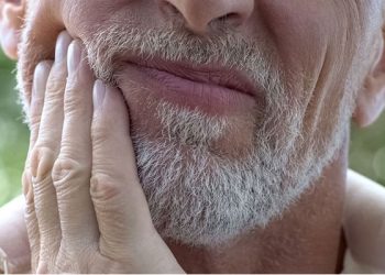 Why Choose Us 5 Tooth extraction pain relief at Elite Dental Touch by Dr. Maria Roman